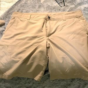 Big and Tall men’s Fishing shorts. Size 42